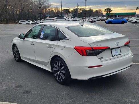 Certified 2024 Honda Civic EX image 5