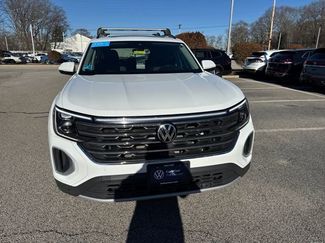Certified 2024 Volkswagen Atlas SE video 2
