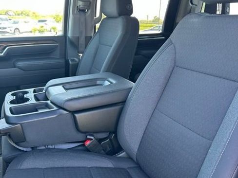 Used 2025 Chevrolet Silverado 2500 LT w/ Convenience Package AWD/4WD image 39