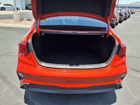 Used 2022 Kia Forte LXS w/ LXS Technology Package FWD image 15