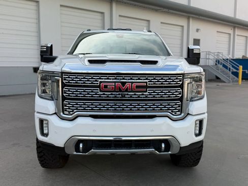 Used 2020 GMC Sierra 3500 Denali w/ Denali Ultimate Package AWD/4WD image 3