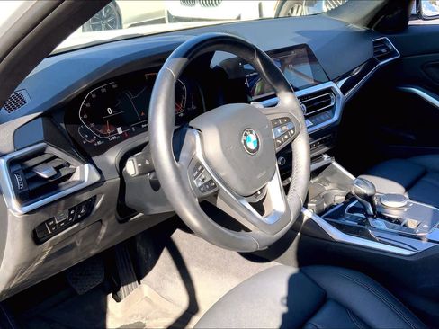 Used 2019 BMW 330i xDrive 330i xDrive w/ Convenience Package image 17