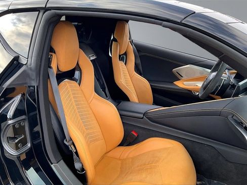 Used 2023 Chevrolet Corvette Stingray Preferred Cpe w/ Z51 Performance Package image 7