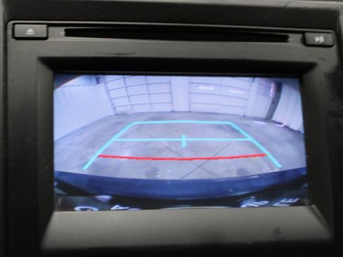 Used 2017 Toyota Camry LE image 39