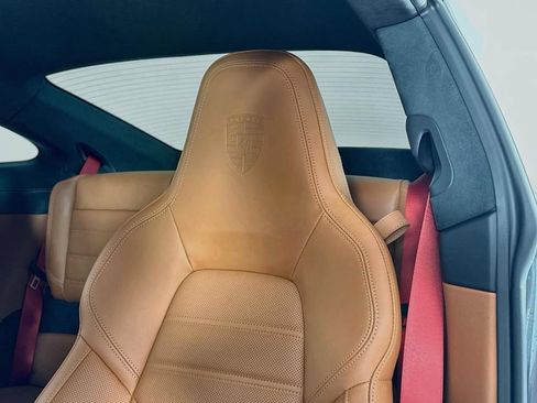 Certified 2025 Porsche 911 Carrera RWD image 24