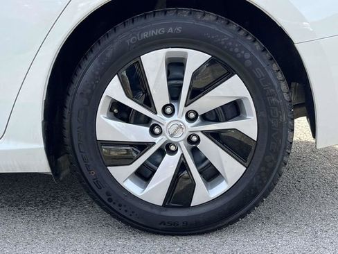 Used 2022 Nissan Altima 2.5 S image 11