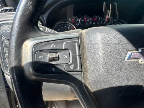Used 2020 Chevrolet Silverado 1500 LT Trail Boss AWD/4WD image 24