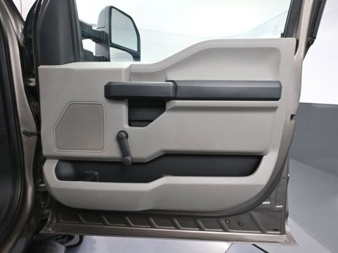 Used 2019 Ford F450 XL w/ XL Value Package AWD/4WD image 33