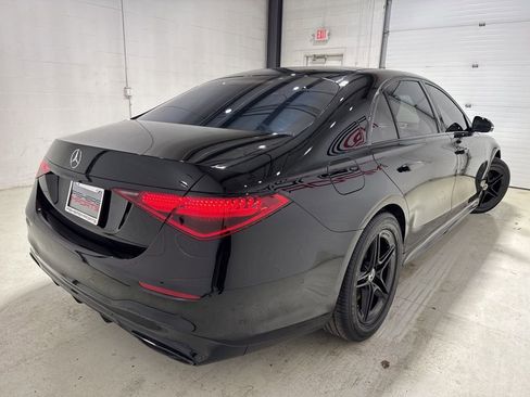 Used 2023 Mercedes-Benz S 500 4MATIC w/ AMG Line image 4