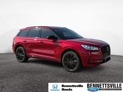 Used 2024 Lincoln Corsair Reserve w/ Jet Appearance Package image 7