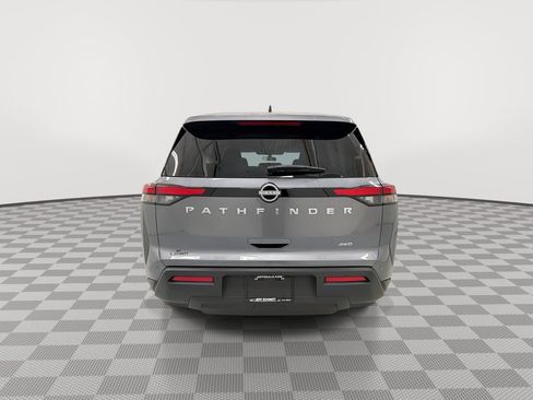 Certified 2025 Nissan Pathfinder S image 9
