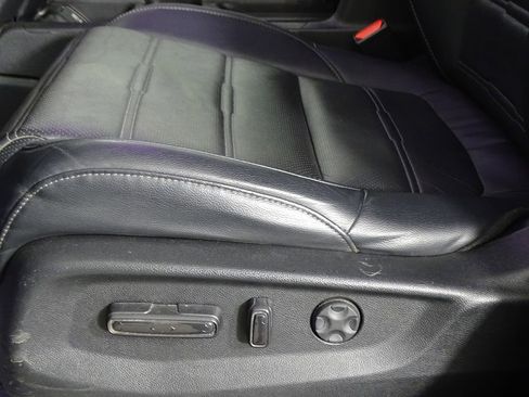 Used 2019 Honda CR-V EX-L image 14