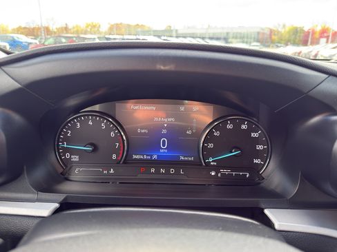 Used 2021 Ford Explorer XLT w/ Equipment Group 202A image 18