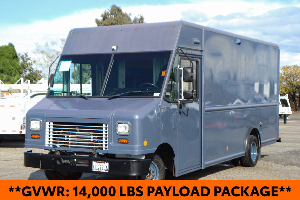 Used 2019 Ford E-450 and Econoline 450 Super Duty RWD image 4