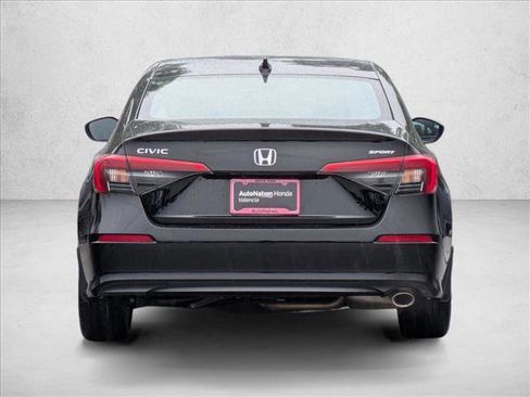 Used 2023 Honda Civic Sport image 6