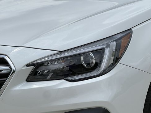 Used 2019 Subaru Outback 2.5i Limited AWD/4WD image 7