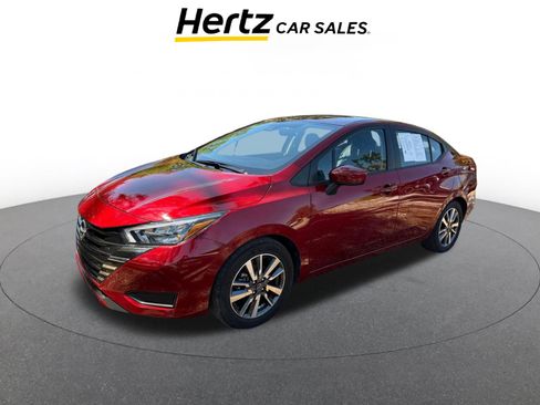 Used 2025 Nissan Versa SV image 1