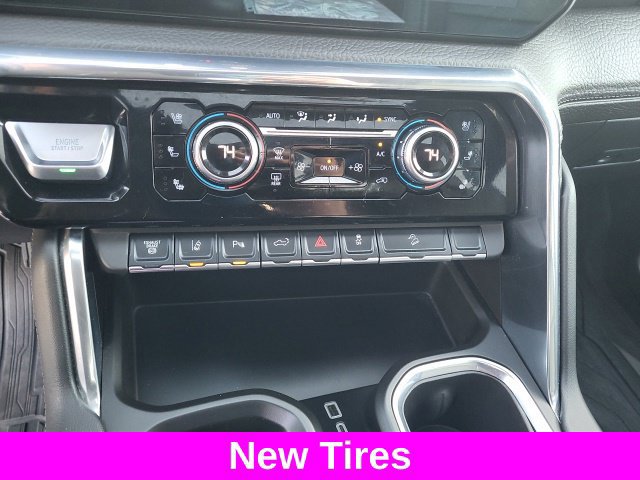 Used 2024 GMC Sierra 2500 Denali w/ Denali Reserve Package AWD/4WD image 15