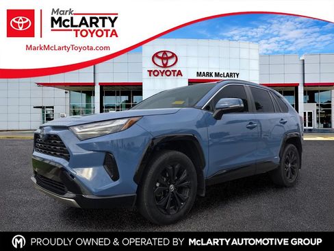 Used 2023 Toyota RAV4 SE w/ Convenience Package AWD/4WD image 1