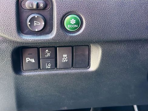 Used 2025 Honda Passport EX-L image 10