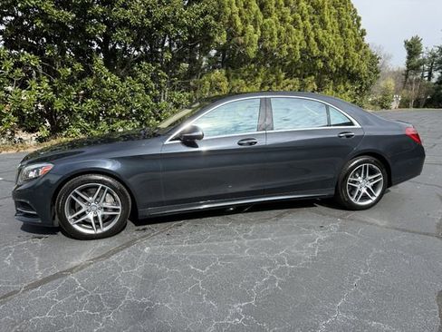 Used 2015 Mercedes-Benz S 550 Sedan image 2