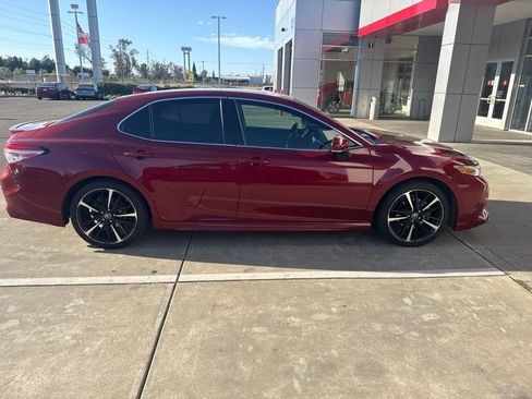 Used 2018 Toyota Camry XSE w/ Audio Package FWD image 8