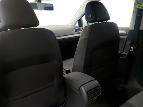 Used 2019 Volkswagen e-Golf SE w/ Driver Assistance Package FWD image 45