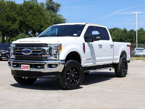 Used 2017 Ford F250 Lariat w/ Chrome Package AWD/4WD image 2