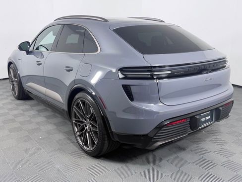 Certified 2025 Porsche Macan Turbo Electric image 3