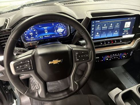 Certified 2025 Chevrolet Silverado 1500 LT image 17