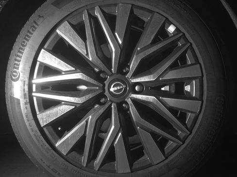 Used 2025 Nissan Altima 2.5 SV image 13