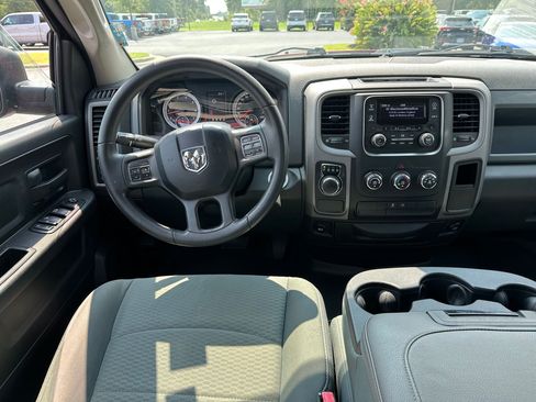 Used 2015 RAM 1500 Express RWD image 12