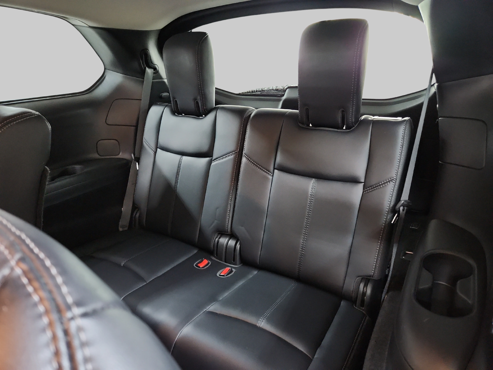 Used 2019 Nissan Pathfinder SL AWD/4WD image 14