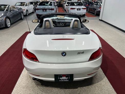 Used 2011 BMW Z4 sDrive30i image 21