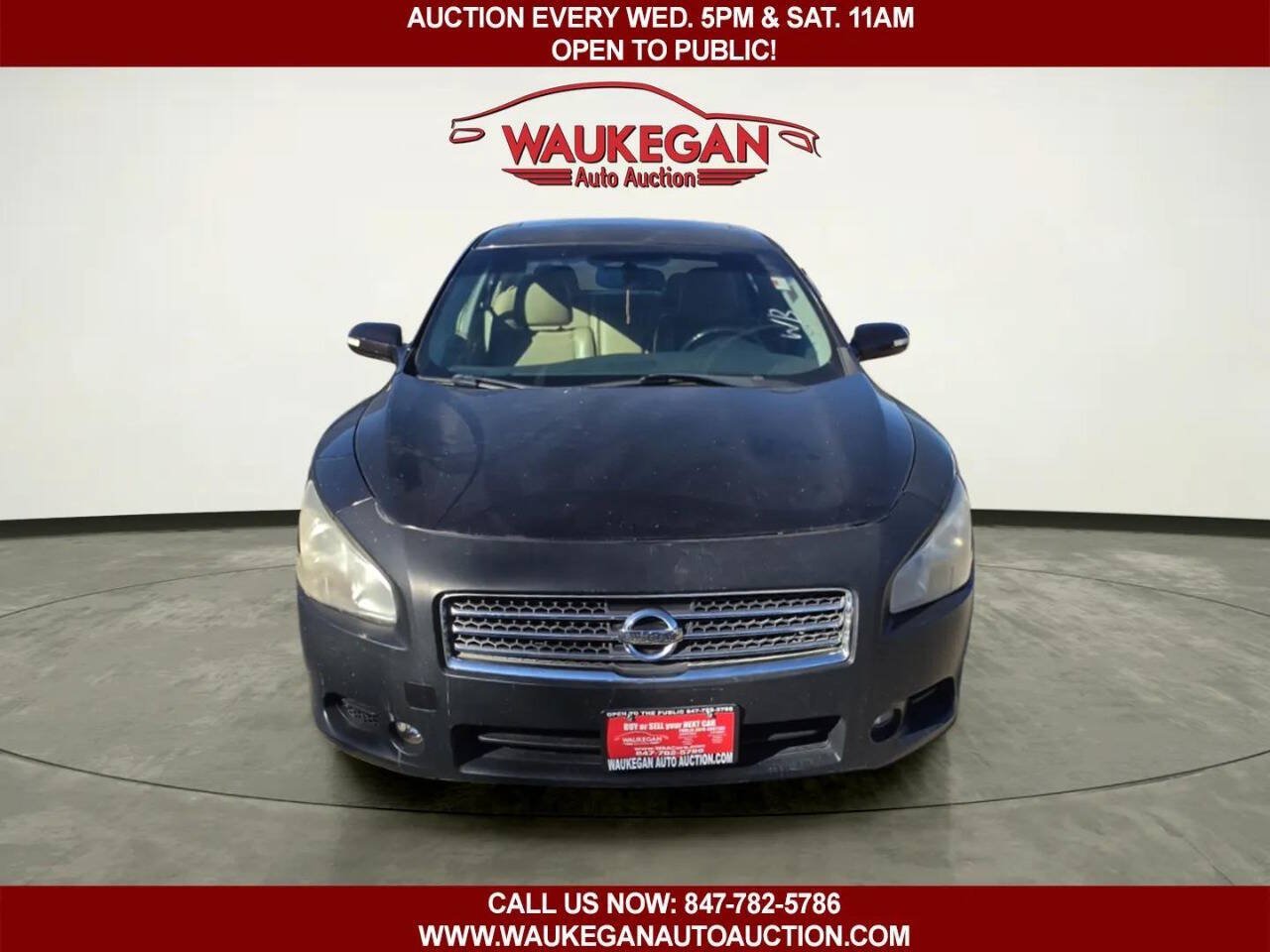 Used 2010 Nissan Maxima 3.5 SV w/ Tech Pkg FWD image 2
