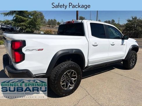 Used 2024 Chevrolet Colorado ZR2 w/ ZR2 Convenience Package III AWD/4WD image 3