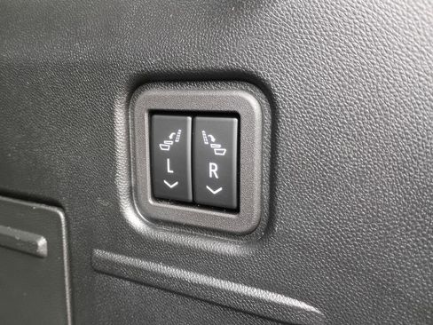 Used 2024 GMC Hummer EV 3X w/ Omega Edition AWD/4WD image 20