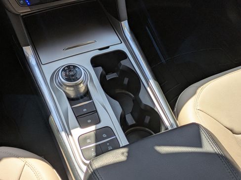 Used 2020 Ford Explorer Limited image 20