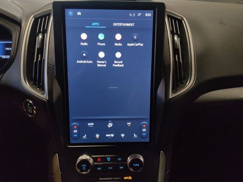 Used 2024 Ford Edge SEL image 25