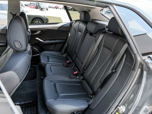 Used 2020 Audi Q8 Premium Plus w/ Premium Plus Package image 44