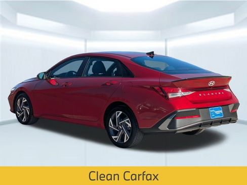 Used 2025 Hyundai Elantra Sport image 4