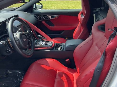 Used 2014 Jaguar F-TYPE S image 3