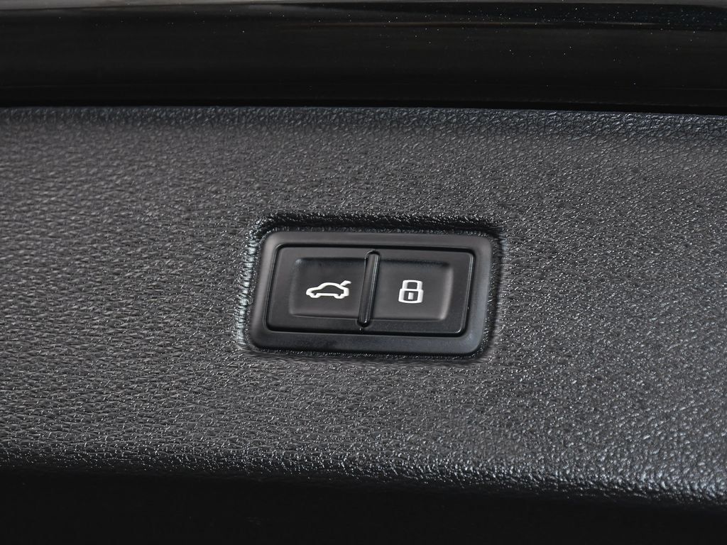 Used 2026 Audi Q7 3.0T Premium Plus w/ Premium Plus Package AWD/4WD image 73