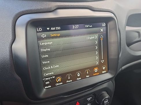 Used 2023 Jeep Renegade Trailhawk AWD/4WD image 26