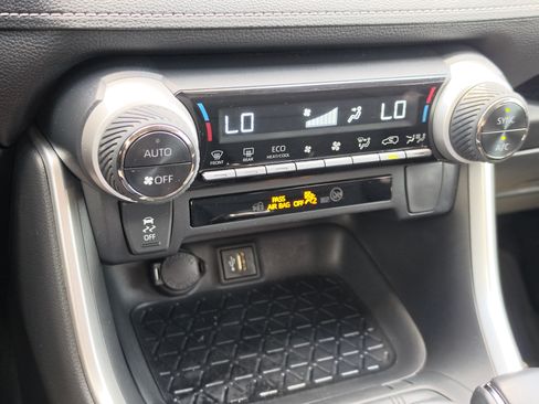 Certified 2025 Toyota RAV4 XLE Premium AWD/4WD image 22