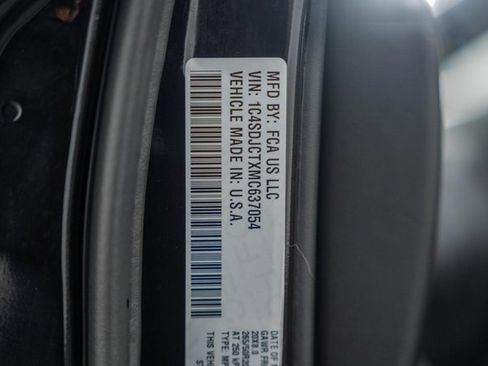 Used 2021 Dodge Durango R/T w/ Technology Group image 55