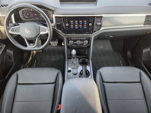 Used 2023 Volkswagen Atlas Cross Sport SEL R-Line AWD/4WD image 23