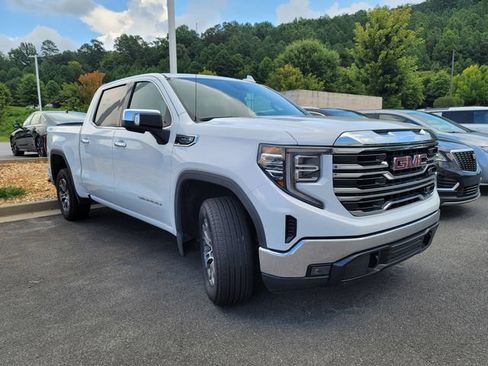 Used 2026 GMC Sierra 1500 SLT AWD/4WD image 3