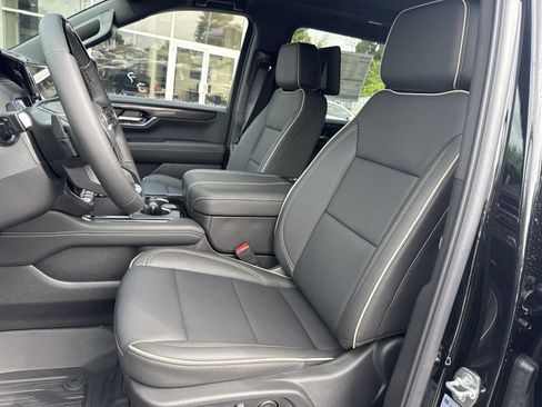 New 2026 GMC Yukon XL Elevation w/ Elevation Premium Package AWD/4WD image 11