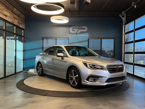 Used 2018 Subaru Legacy 2.5i Limited AWD/4WD image 1
